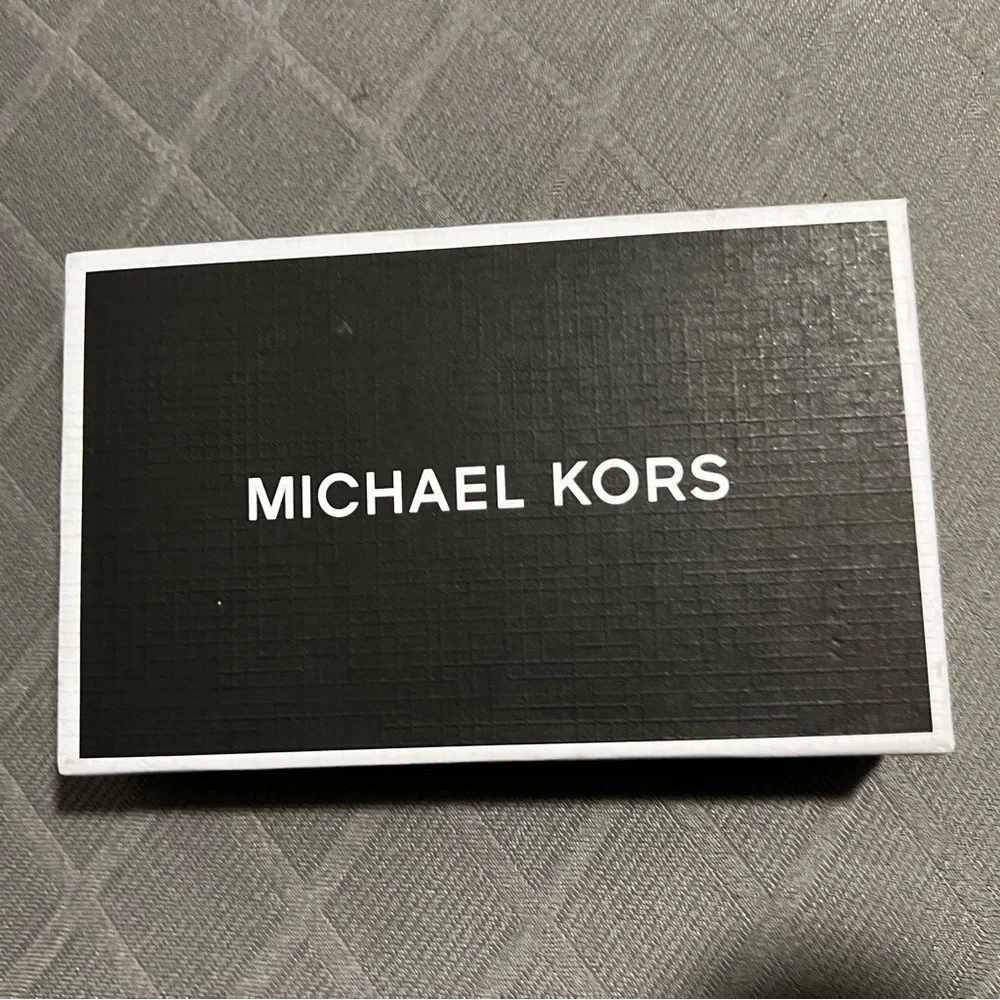 MICHAEL KORS Men's Leather Zip Wallet/black